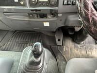 いすゞフォワード冷凍車（冷蔵車）中型（4t）[写真24]