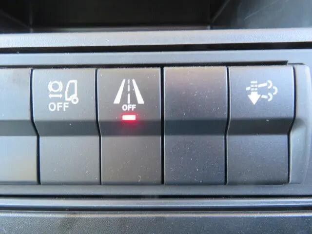 三菱ふそうファイターダンプ中型（4t）[写真14]