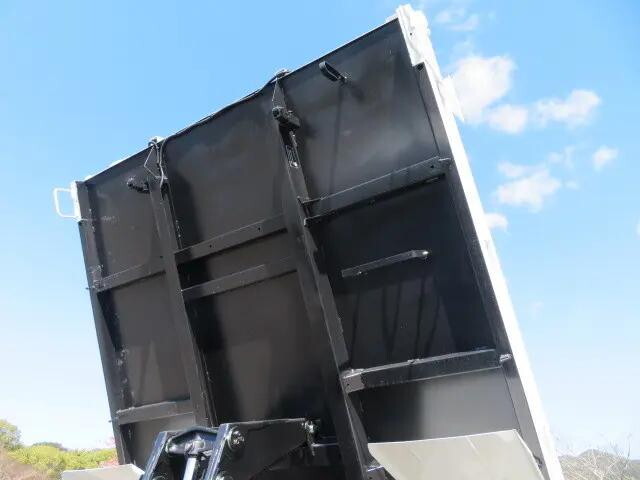 三菱ふそうファイターダンプ中型（4t）[写真39]