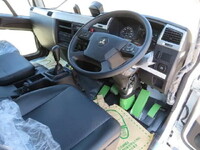 三菱ふそうファイターダンプ中型（4t）[写真09]