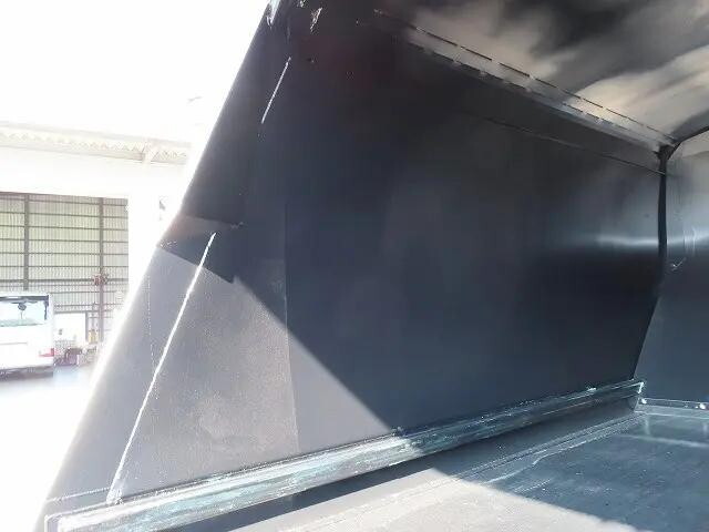 三菱ふそうキャンターパッカー車（塵芥車）小型（2t・3t）[写真18]