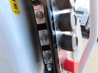 三菱ふそうキャンターパッカー車（塵芥車）小型（2t・3t）[写真30]