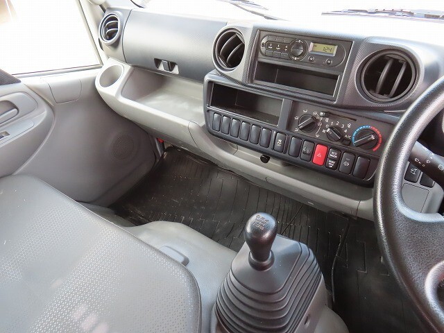 日野デュトロダンプ小型（2t・3t）[写真13]