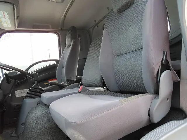 いすゞフォワードクレーン4段中型（4t）[写真10]