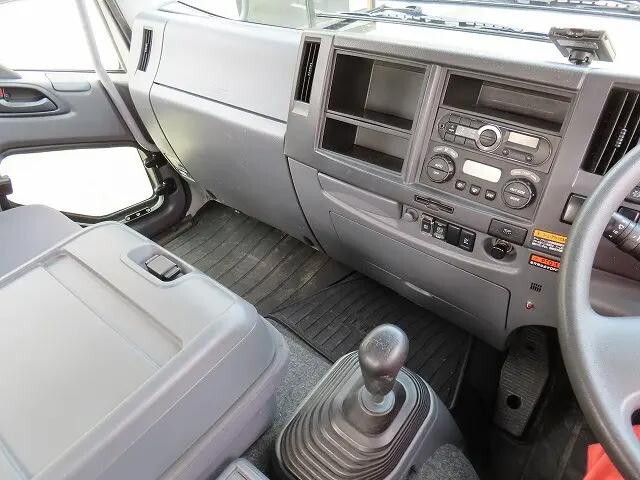 いすゞフォワードクレーン4段中型（4t）[写真12]