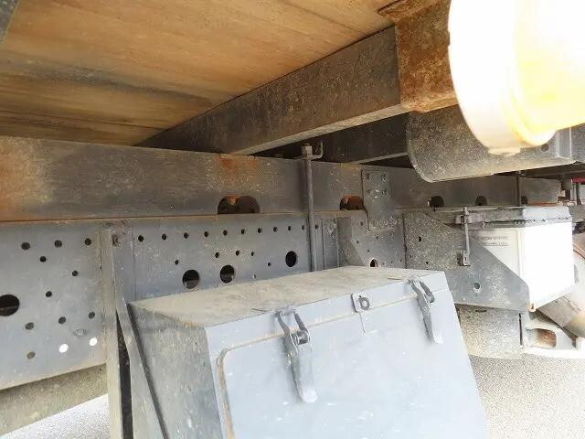 いすゞフォワードクレーン4段中型（4t）[写真33]