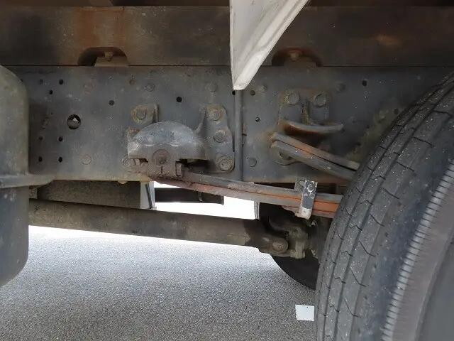 いすゞフォワードクレーン4段中型（4t）[写真36]