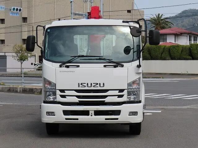 いすゞフォワードクレーン4段中型（4t）[写真04]