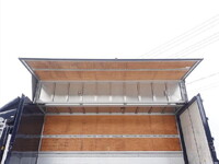 いすゞフォワードアルミウイング増トン（6t・8t）[写真09]