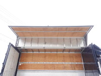 いすゞフォワードアルミウイング増トン（6t・8t）[写真10]