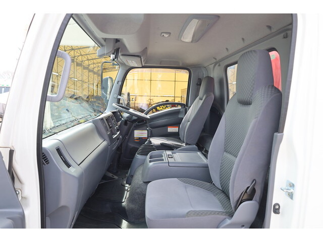 いすゞフォワードクレーン4段中型（4t）[写真24]