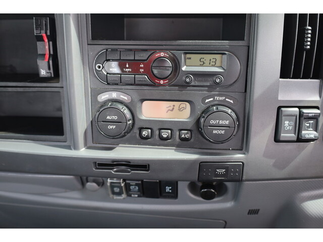 いすゞフォワードクレーン4段中型（4t）[写真25]