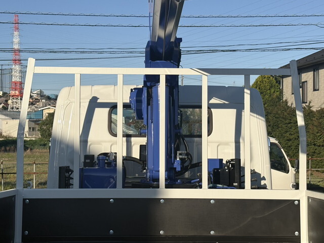 三菱ふそうキャンタークレーン4段小型（2t・3t）[写真11]