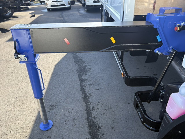 三菱ふそうキャンタークレーン4段小型（2t・3t）[写真16]