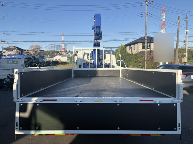 三菱ふそうキャンタークレーン4段小型（2t・3t）[写真07]