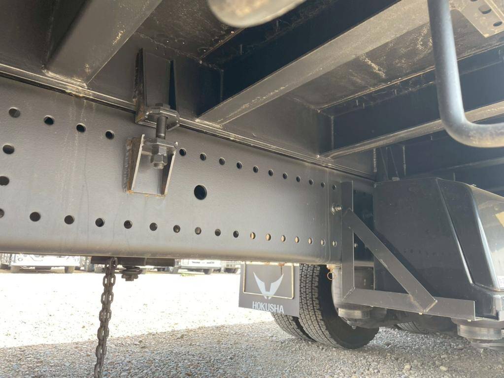 日野プロフィアセルフクレーン4段大型（10t）[写真13]