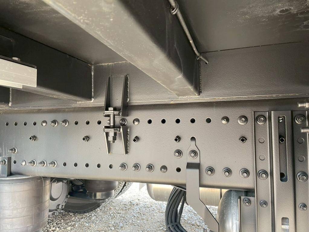 日野プロフィアセルフクレーン4段大型（10t）[写真14]