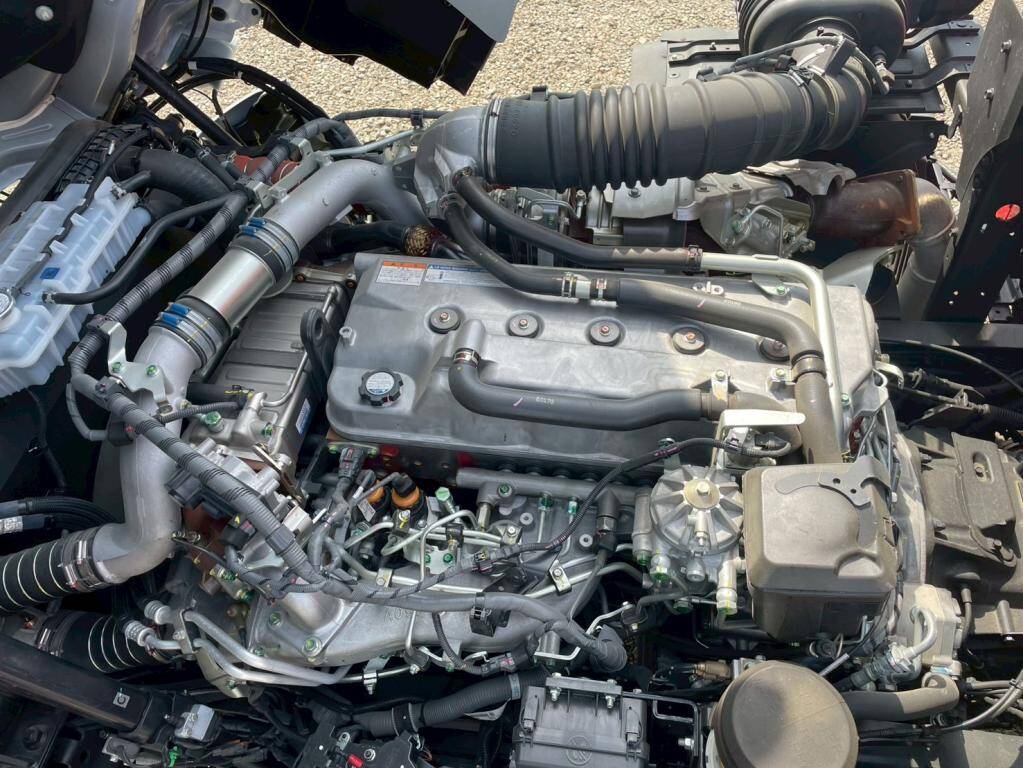 日野プロフィアセルフクレーン4段大型（10t）[写真17]