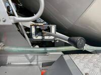 いすゞフォワードミキサー車（コンクリートミキサー）増トン（6t・8t）[写真11]