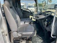 いすゞフォワードミキサー車（コンクリートミキサー）増トン（6t・8t）[写真20]