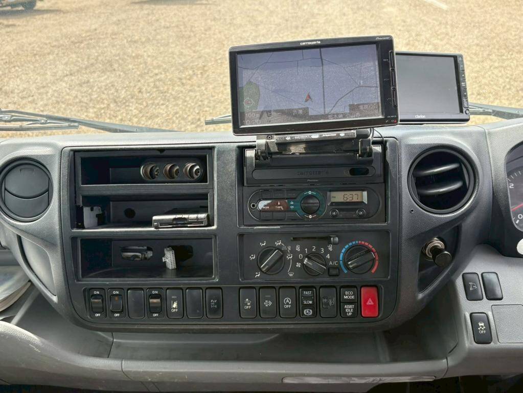 日野デュトロセーフティローダー小型（2t・3t）[写真22]