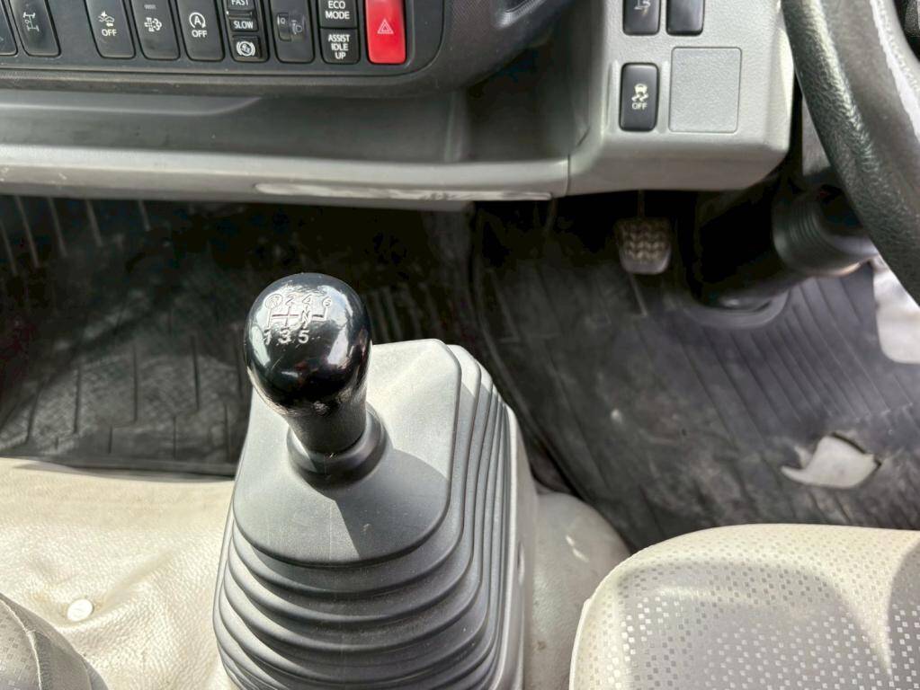 日野デュトロセーフティローダー小型（2t・3t）[写真23]