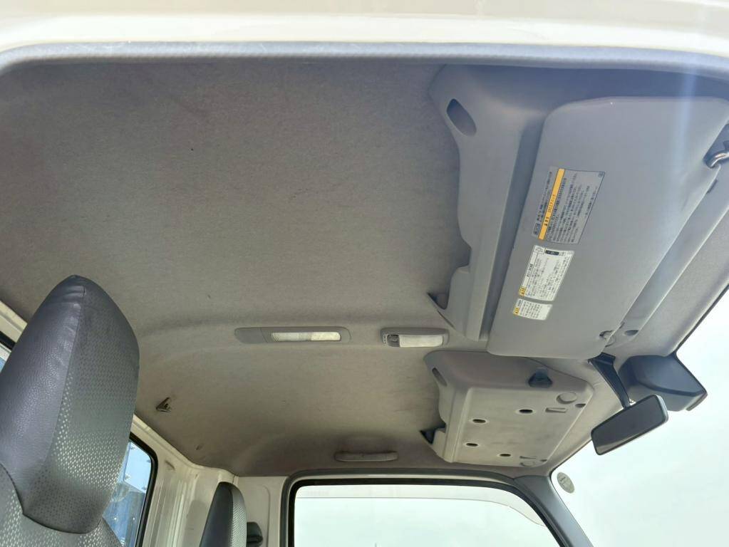 日野デュトロセーフティローダー小型（2t・3t）[写真24]