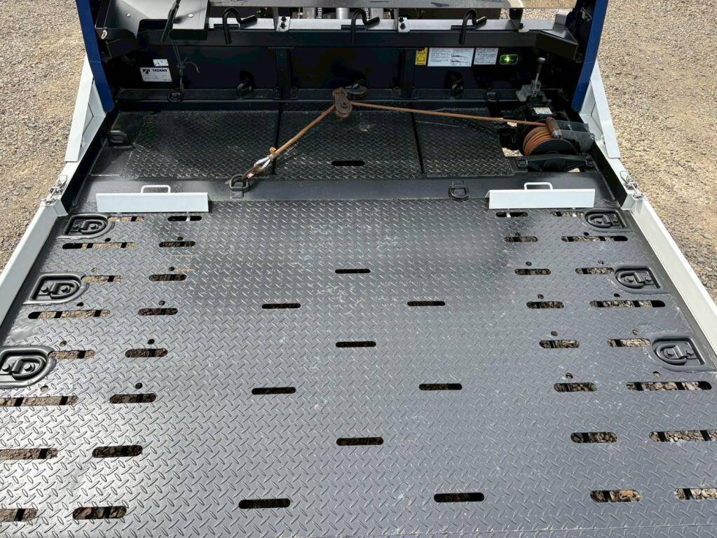 日野デュトロセーフティローダー小型（2t・3t）[写真09]