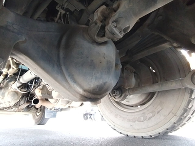 いすゞギガダンプ大型（10t）[写真15]