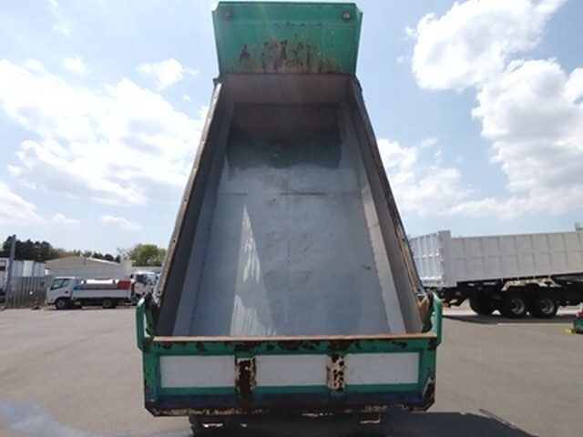 いすゞギガダンプ大型（10t）[写真08]