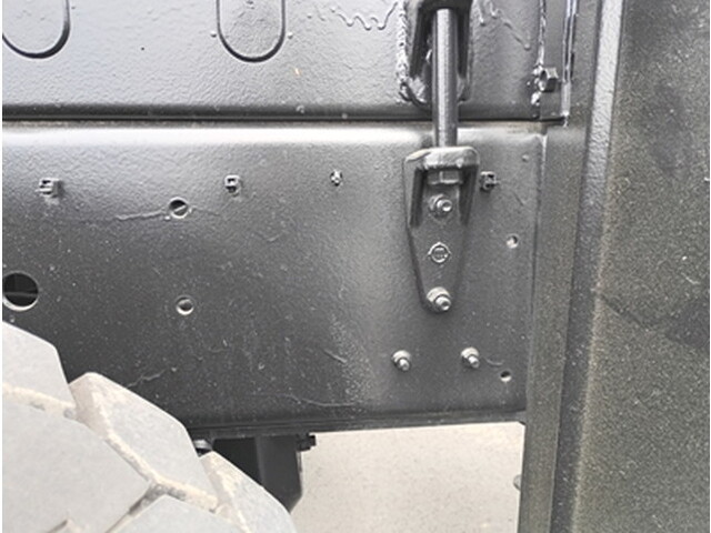 いすゞギガダンプ大型（10t）[写真15]