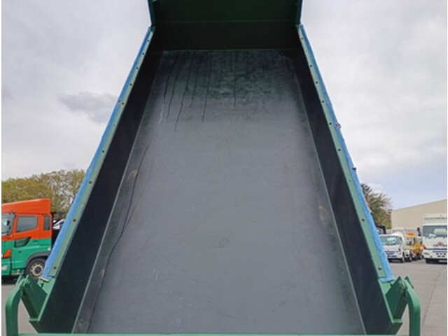 いすゞギガダンプ大型（10t）[写真07]