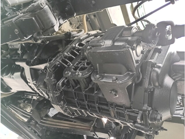 いすゞギガダンプ大型（10t）[写真09]