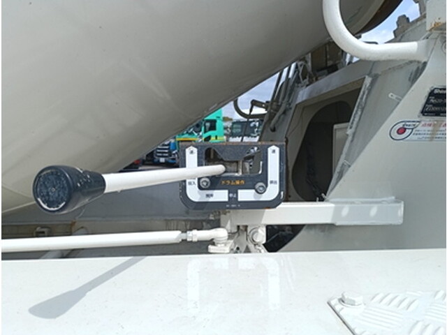 日野プロフィアミキサー車（コンクリートミキサー）大型（10t）[写真07]