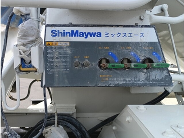 日野プロフィアミキサー車（コンクリートミキサー）大型（10t）[写真08]