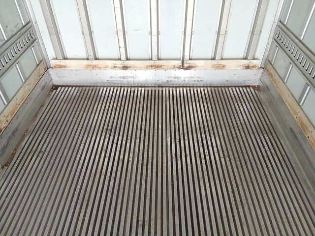 日野レンジャー冷凍車（冷蔵車）中型（4t）[写真22]