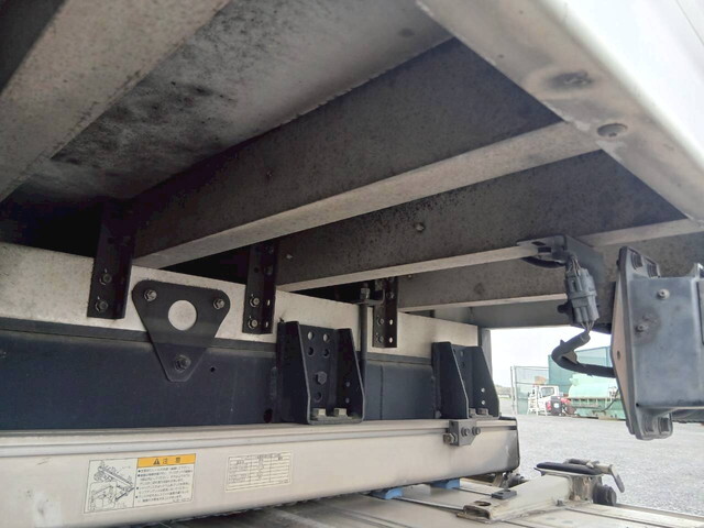 日野レンジャー冷凍車（冷蔵車）中型（4t）[写真39]