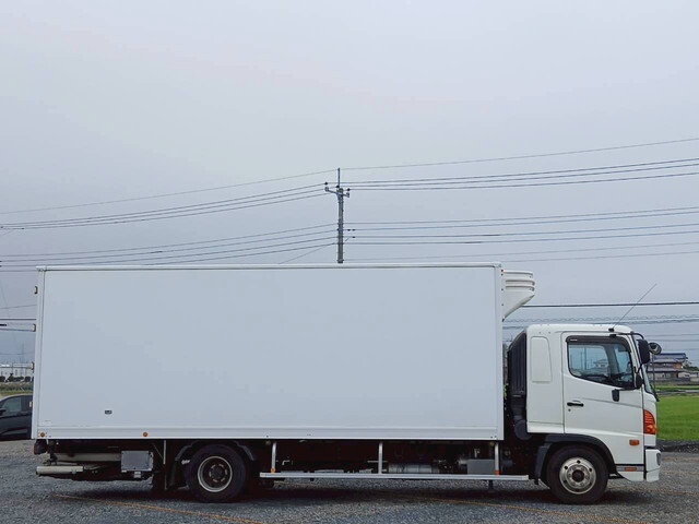 日野レンジャー冷凍車（冷蔵車）中型（4t）[写真06]