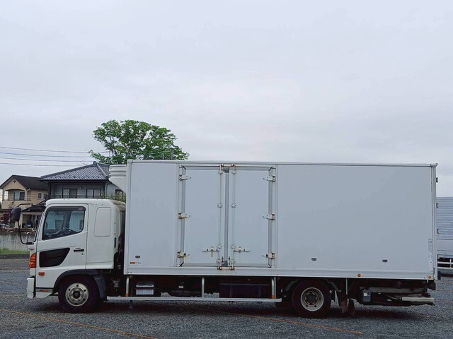 日野レンジャー冷凍車（冷蔵車）中型（4t）[写真08]