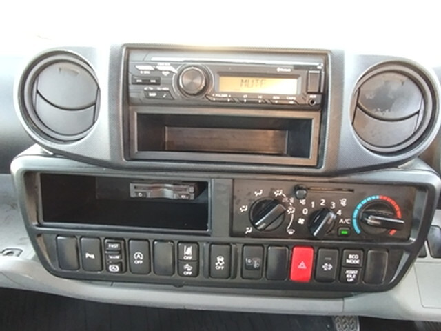 日野デュトロ平ボディ小型（2t・3t）[写真24]