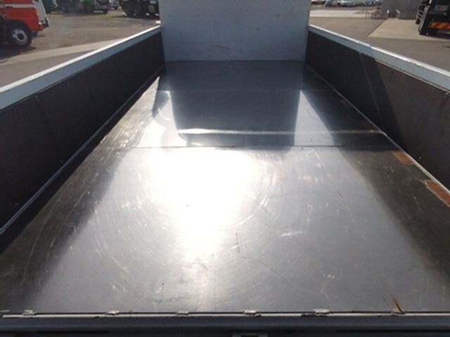 日野デュトロ平ボディ小型（2t・3t）[写真07]