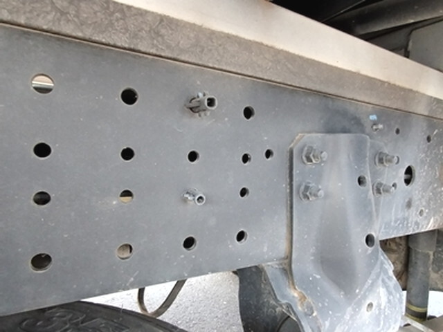 日野デュトロ平ボディ小型（2t・3t）[写真09]