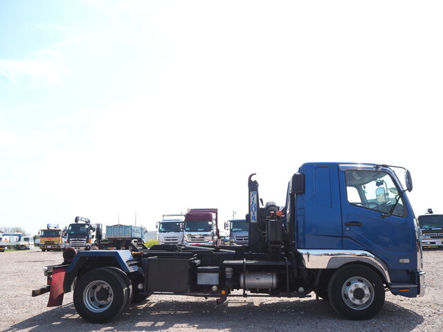 三菱ふそうファイターコンテナ専用車中型（4t）[写真03]