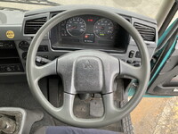 三菱ふそうファイターアルミウイング増トン（6t・8t）[写真36]