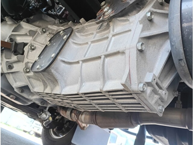 日野デュトロ冷凍車（冷蔵車）小型（2t・3t）[写真10]