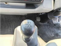 日野デュトロ冷凍車（冷蔵車）小型（2t・3t）[写真27]