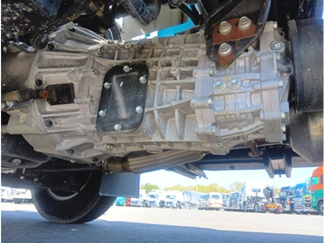 日野デュトロミキサー車（コンクリートミキサー）小型（2t・3t）[写真12]