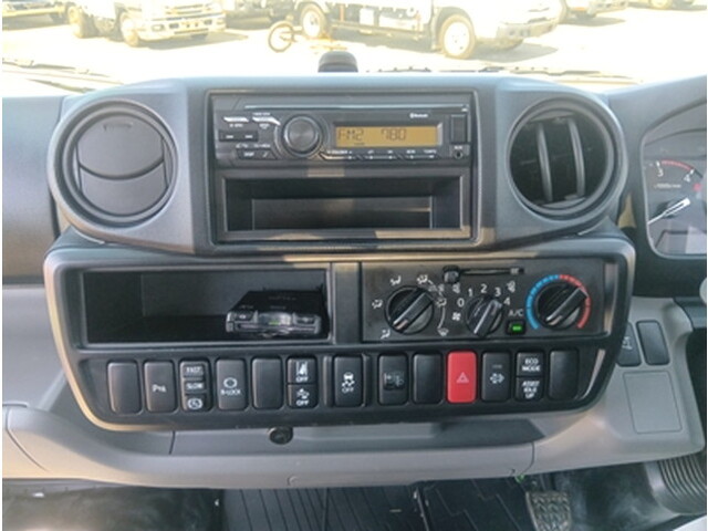 日野デュトロミキサー車（コンクリートミキサー）小型（2t・3t）[写真22]