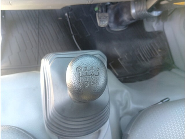 日野デュトロミキサー車（コンクリートミキサー）小型（2t・3t）[写真24]