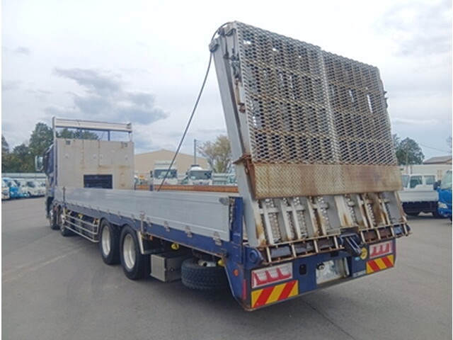 三菱ふそうスーパーグレートセルフローダー大型（10t）[写真02]